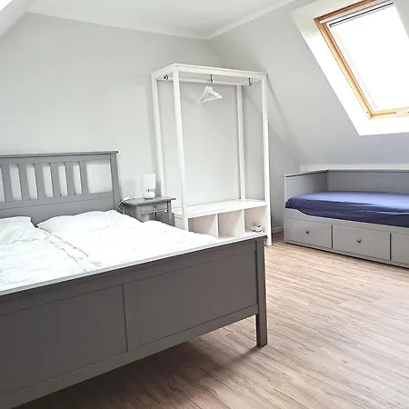 Zur Wellenwiese 22 Kiebitz Apartment Ostseeheilbad Zingst